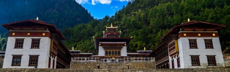 Lhakhang Karpo